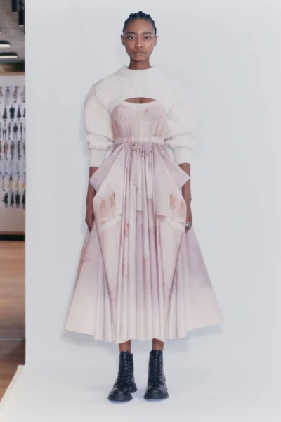 Look 17